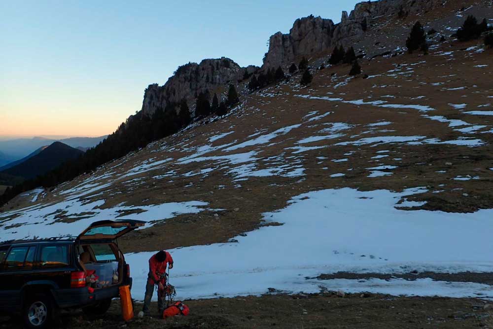 coves i avencs del Berguedà activitats amb nens